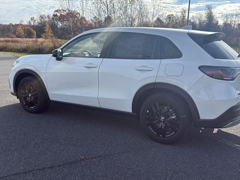 New 2026 Honda HR-V Sport image 10