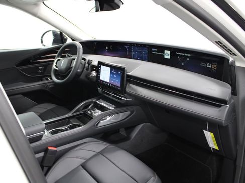 New 2026 Lincoln Nautilus Premier w/ Equipment Group 102A image 29