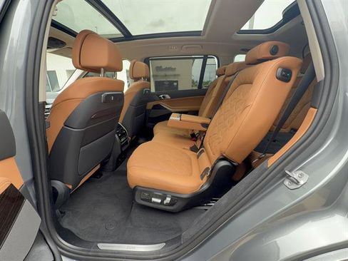 New 2026 BMW X7 xDrive40i AWD/4WD image 27
