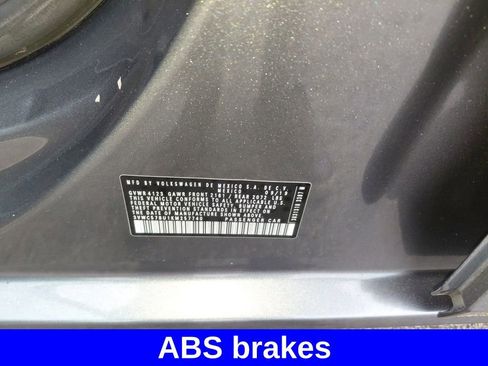 Used 2019 Volkswagen Jetta SE image 18