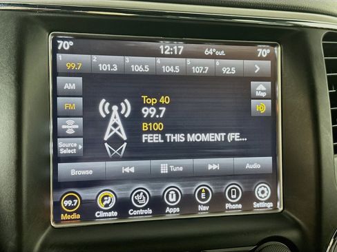 Used 2018 Jeep Grand Cherokee Overland AWD/4WD image 15