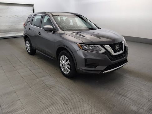 Used 2018 Nissan Rogue S image 13