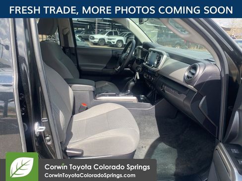 Used 2022 Toyota Tacoma SR5 image 11