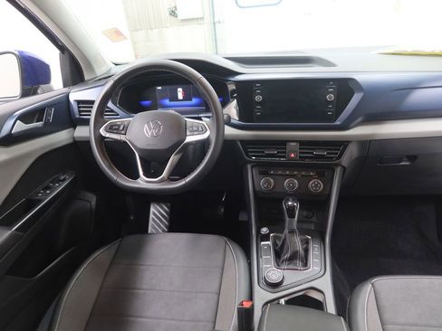 Used 2022 Volkswagen Taos SE AWD/4WD image 13