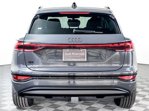 New 2025 Audi Q6 e-tron Premium Plus image 10
