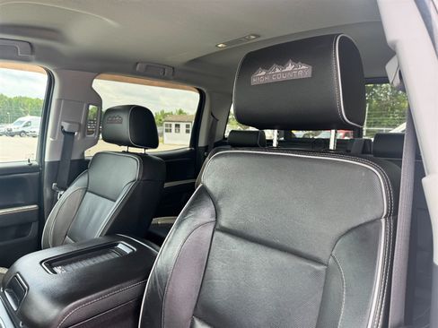 Used 2017 Chevrolet Silverado 1500 High Country AWD/4WD image 4