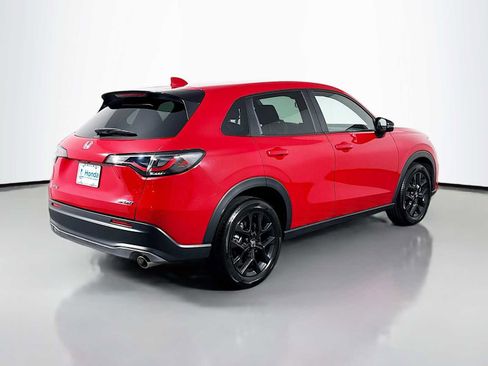 Certified 2025 Honda HR-V Sport image 7