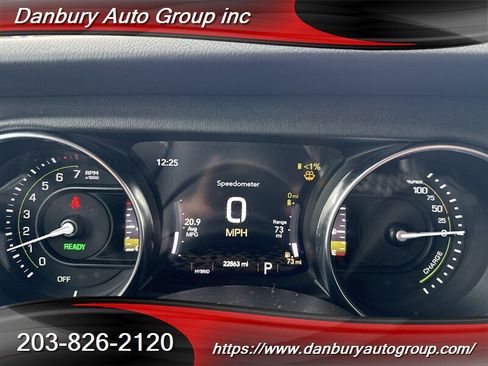 Used 2022 Jeep Wrangler Unlimited Sahara w/ Cold Weather Group AWD/4WD image 11