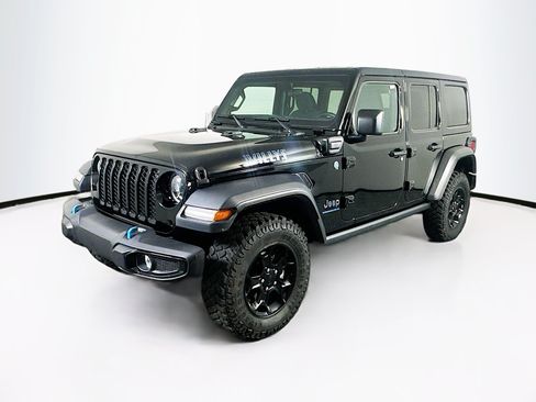 Used 2023 Jeep Wrangler Unlimited w/ Cold Weather Group AWD/4WD image 3