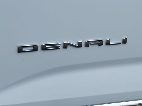 New 2026 GMC Terrain Denali AWD/4WD image 12