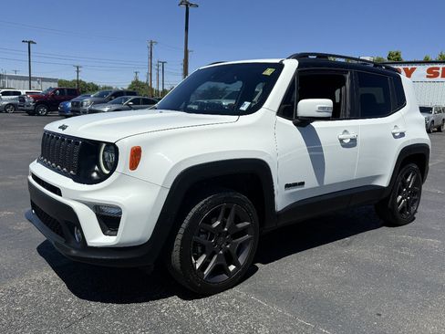 Used 2020 Jeep Renegade Altitude AWD/4WD image 9