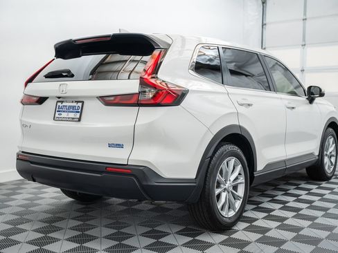 Used 2025 Honda CR-V EX image 7