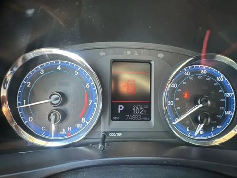 Used 2019 Toyota Corolla LE FWD image 27