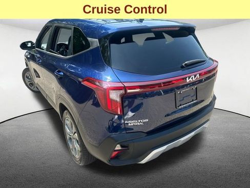 Used 2026 Kia Seltos LX AWD/4WD image 7
