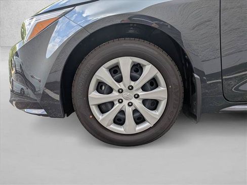 Certified 2026 Toyota Corolla LE AWD/4WD image 21