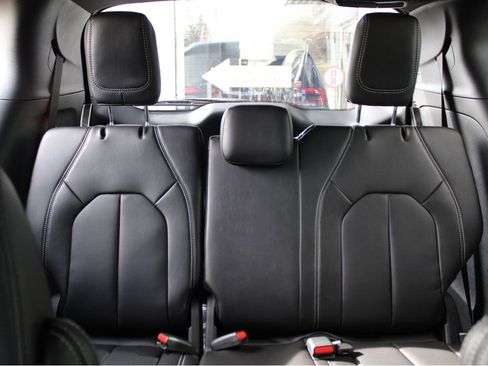 New 2026 Chrysler Pacifica Select image 35