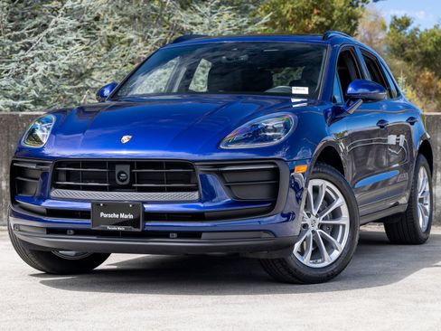 Certified 2026 Porsche Macan AWD/4WD image 1