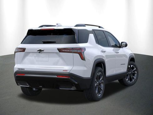 New 2026 Chevrolet Equinox RS w/ Convenience Package III FWD image 6
