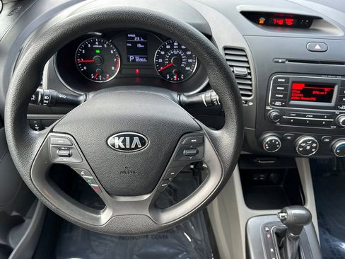Used 2016 Kia Forte LX image 15