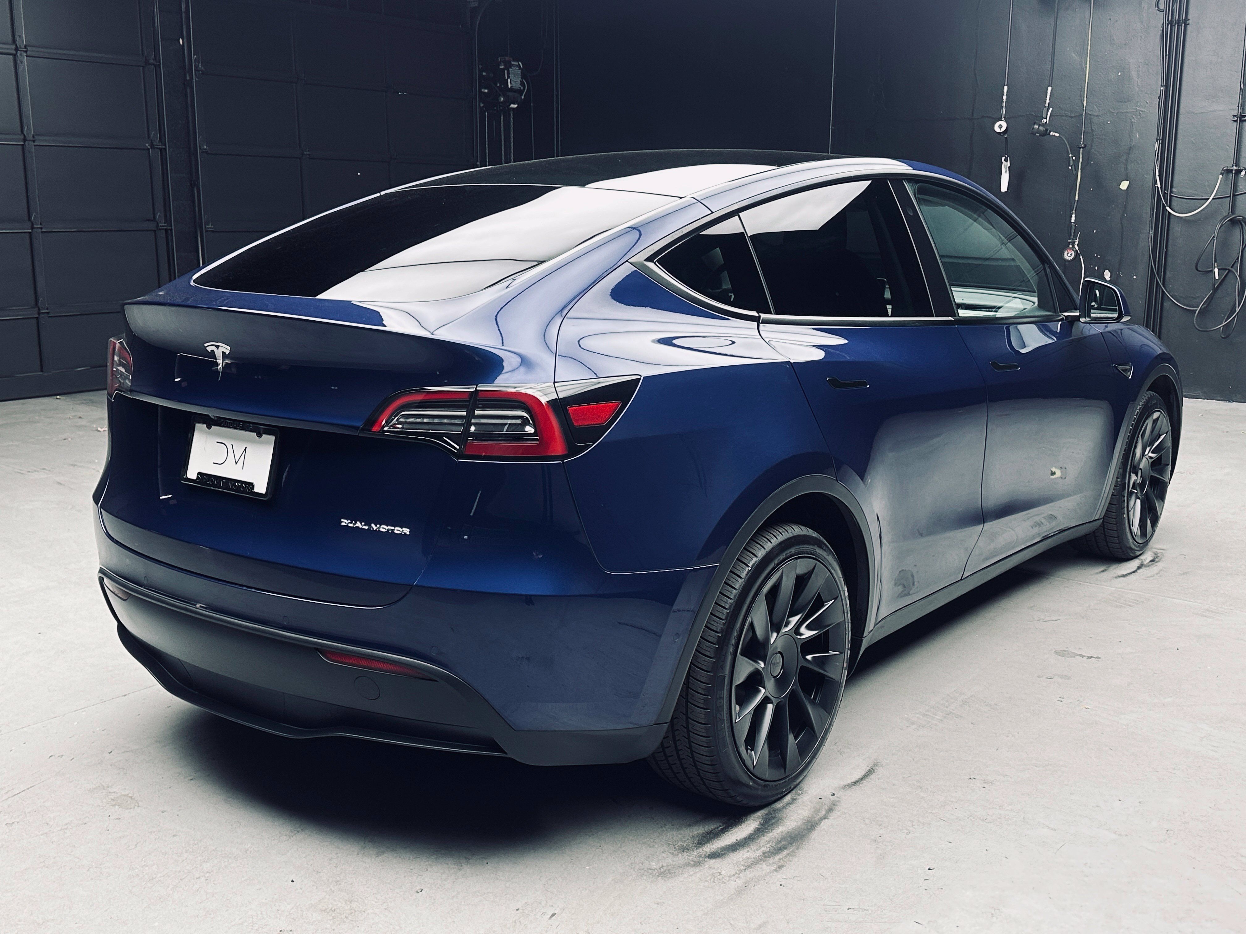 Used 2022 Tesla Model Y Long Range AWD/4WD image 7