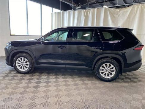 Certified 2026 Toyota Grand Highlander XLE image 9