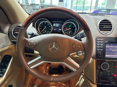 Used 2012 Mercedes-Benz GL 450 4MATIC image 58