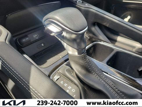 Used 2021 Kia Telluride EX w/ EX Premium Package AWD/4WD image 32