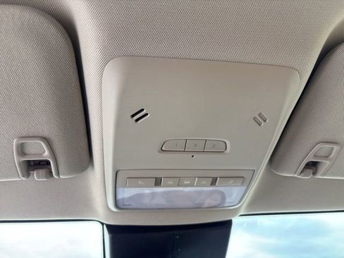 Used 2017 Buick Encore Essence AWD/4WD image 21