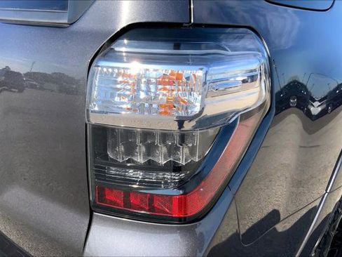 Certified 2022 Toyota 4Runner SR5 Premium image 29