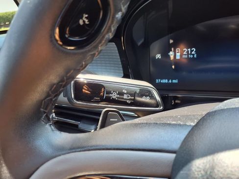 Certified 2025 Lincoln Corsair FWD image 17