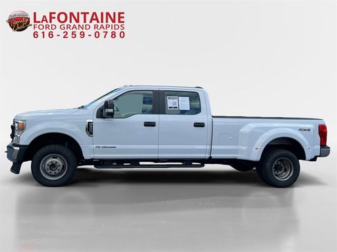 Used 2020 Ford F350 XL w/ Power Equipment Group image 4