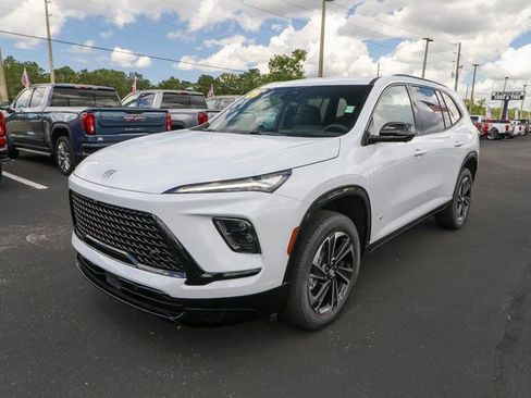 New 2026 Buick Enclave Sport Touring w/ Power Package image 3