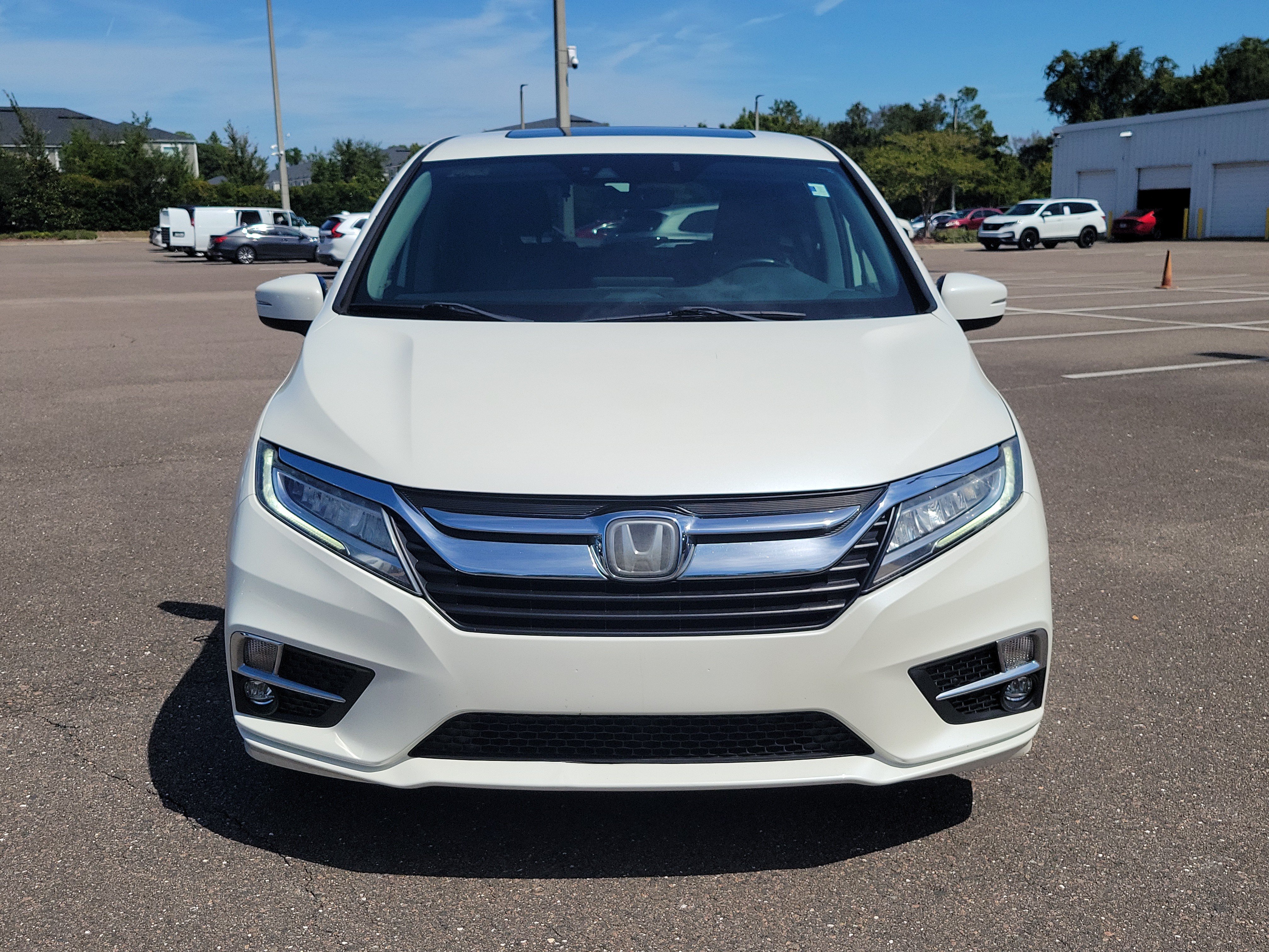 Used 2018 Honda Odyssey Elite image 8