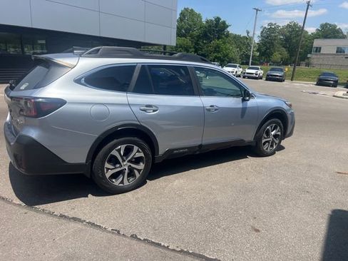 Certified 2022 Subaru Outback Limited w/ Popular Package #2 AWD/4WD image 3