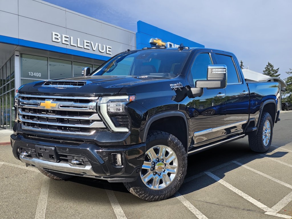 Used 2024 Chevrolet Silverado 2500 High Country w/ High Country Premium Package AWD/4WD image 1
