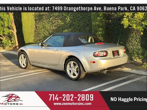 Used 2007 MAZDA MX-5 Miata Sport RWD image 9