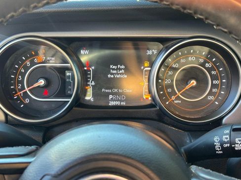 Used 2022 Jeep Wrangler Unlimited Sport image 21