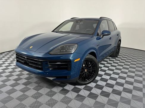 Certified 2026 Porsche Cayenne E-Hybrid AWD/4WD image 1