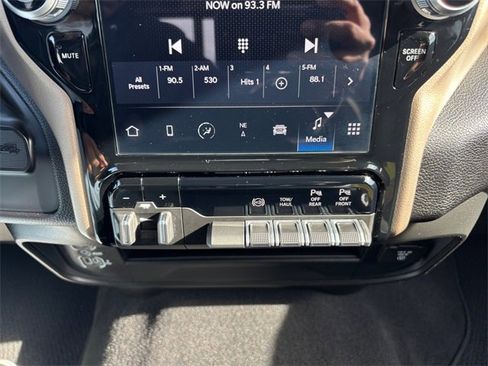 Used 2024 RAM 2500 Laramie w/ Safety Group image 27