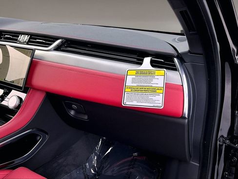 Used 2025 Jaguar F-PACE R-Dynamic S image 23