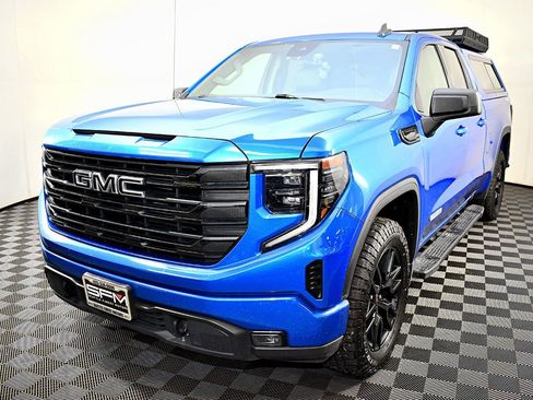 Used 2023 GMC Sierra 1500 Elevation w/ LPO, Elevation Black Package image 2