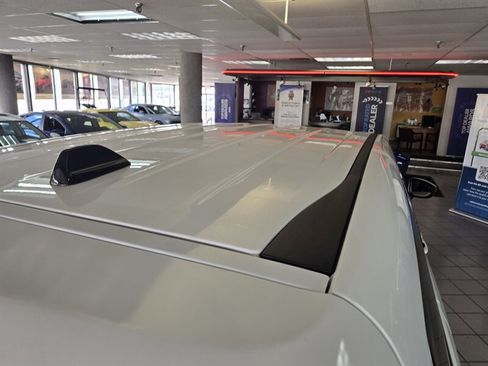 Used 2023 Chrysler Pacifica Touring-L FWD image 36