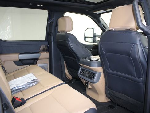 New 2026 Ford F250 Lariat w/ Chrome Package image 34