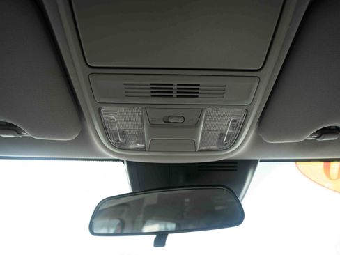 Used 2020 Honda CR-V LX image 18