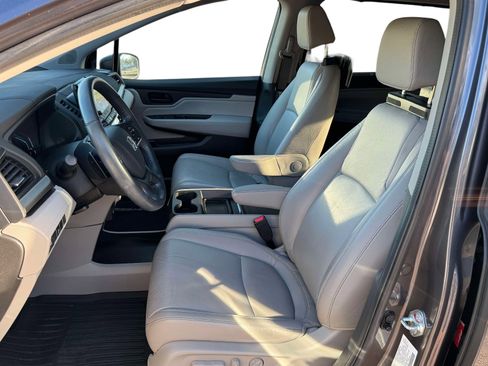 Used 2024 Honda Odyssey EX-L image 23