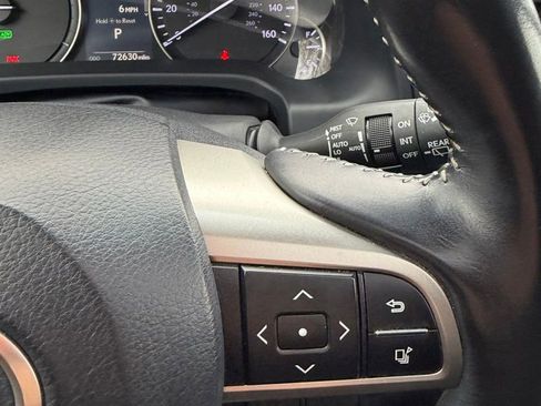 Used 2018 Lexus RX 450hL Premium w/ Premium Package image 16