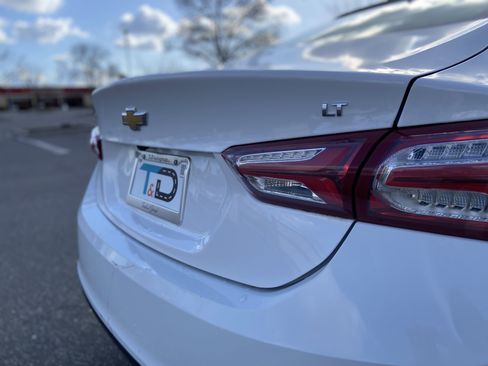 Used 2021 Chevrolet Malibu LT image 20