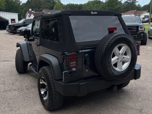 Used 2008 Jeep Wrangler X AWD/4WD image 4