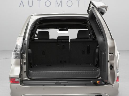 Used 2020 Lexus GX 460 Premium w/ Premium Package AWD/4WD image 14