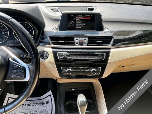 Used 2017 BMW X1 xDrive28i AWD/4WD image 6